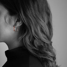 Load image into Gallery viewer, Curves02 | Earrings