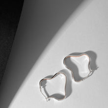 Load image into Gallery viewer, Curves07 | Earrings