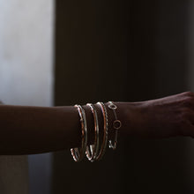 Load image into Gallery viewer, Stack39 | Bracelet
